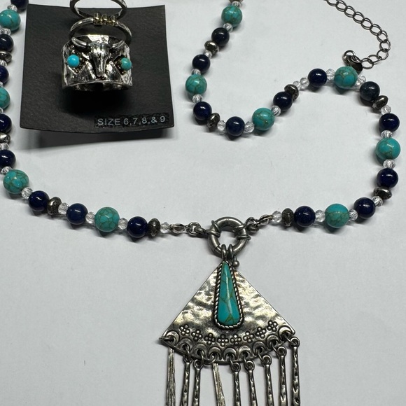 Shyanne Silver and Turquoise Necklace Set - Picture 3 of 3